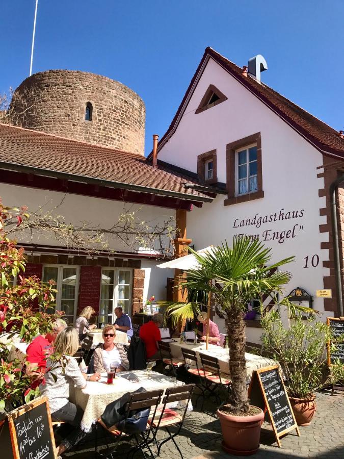 Landgasthaus "Zum Engel" Neuleiningen Екстериор снимка