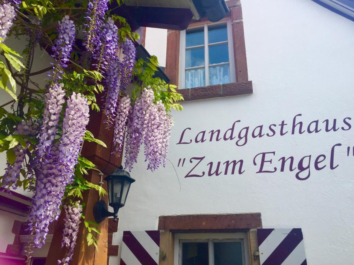 Landgasthaus "Zum Engel" Neuleiningen Екстериор снимка