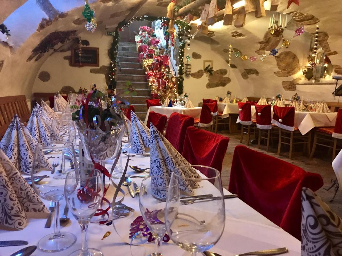 Landgasthaus "Zum Engel" Neuleiningen Екстериор снимка