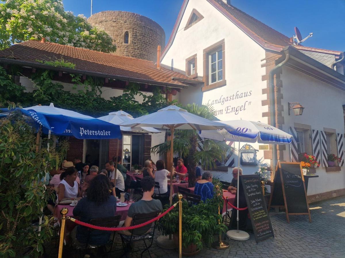 Landgasthaus "Zum Engel" Neuleiningen Екстериор снимка